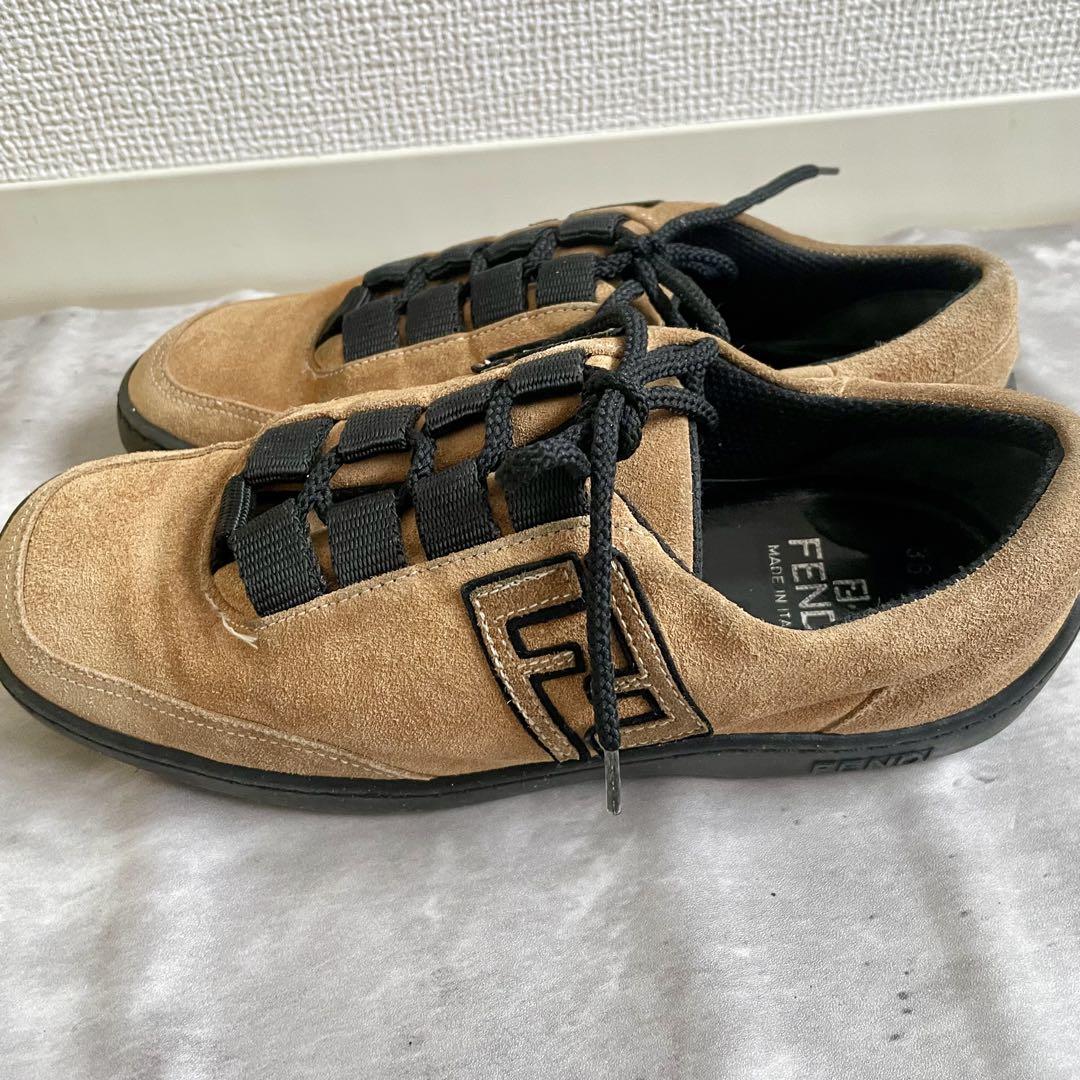 箱あり FENDI ズッカ スニーカー 36サイズ ブラウン - メルカリ