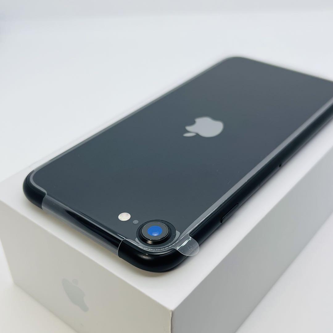 新品　iPhone SE2 第2世代　256GB SIMフリー　Black 本体