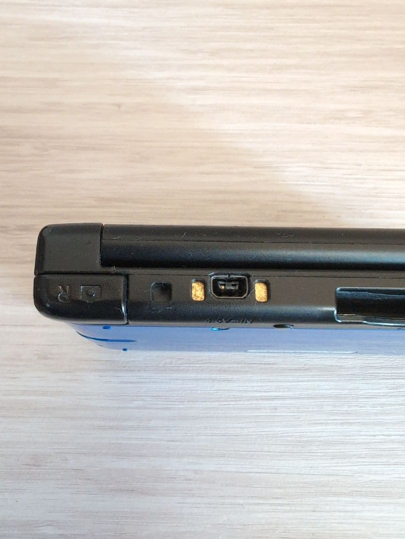 ニンテンドー3dsll