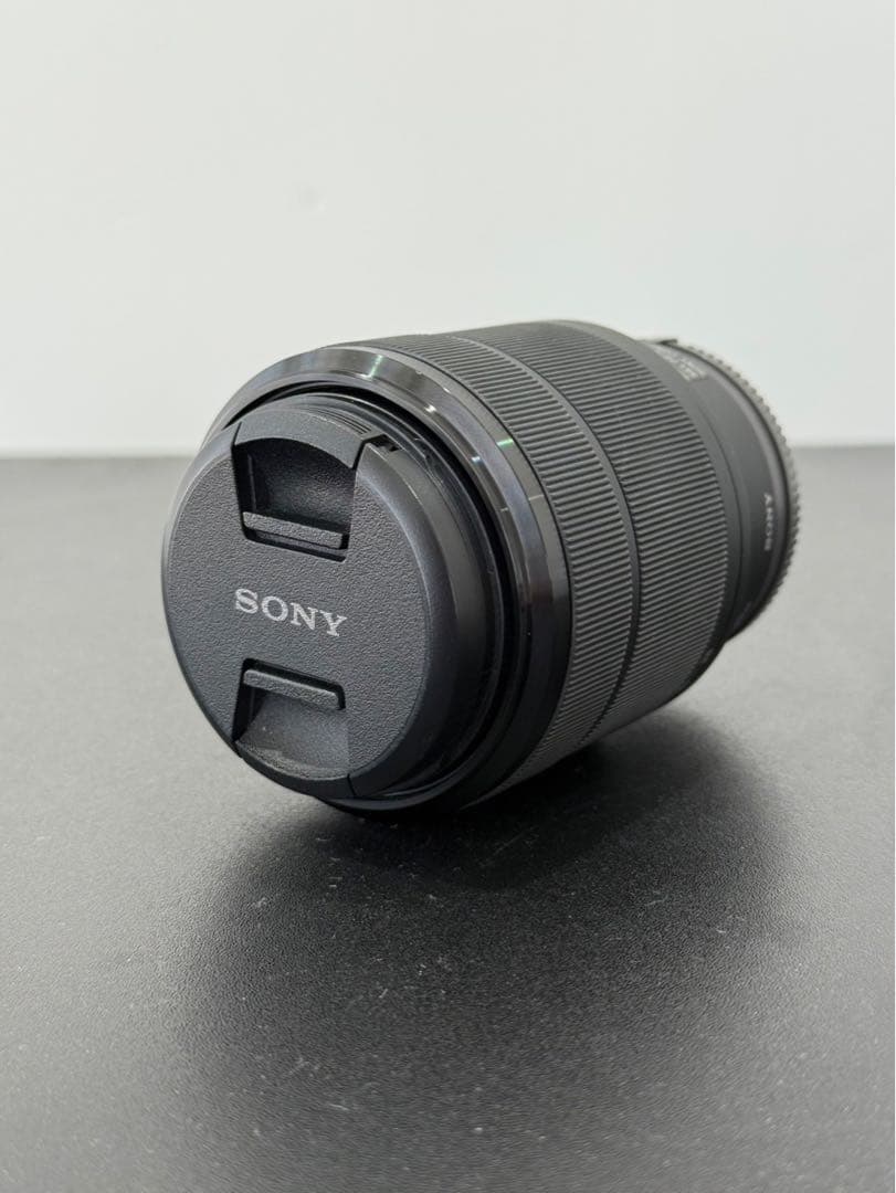 SONY FE 28-70mm F3.5-5.6 OSS