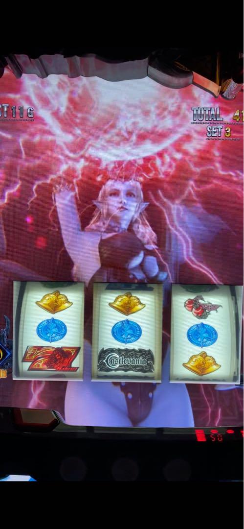 悪魔城ドラキュラ　ロードオブシャドウ　実機　コイン不要機付き　中古パチスロ