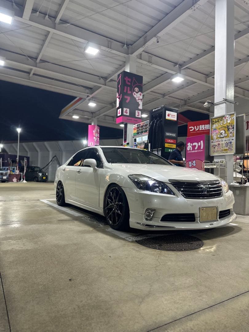 RAYSベルサスvv21s19インチ引き取り限定明日まで6.5-70000円