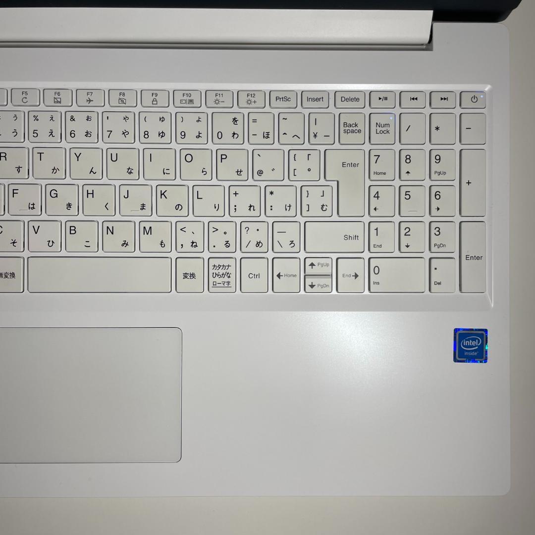 ★美品★ NEC LAVIE SSD256GB DVD ホワイト S56