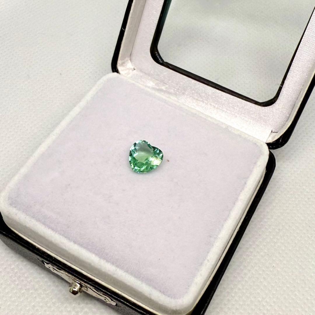 1.72ct パライバトルマリン ルース 1410 ネオン 天然 宝石鑑別書付き 1.72ct パライバトルマリン ルース 1410 ネオン 天然 宝石鑑別書付き