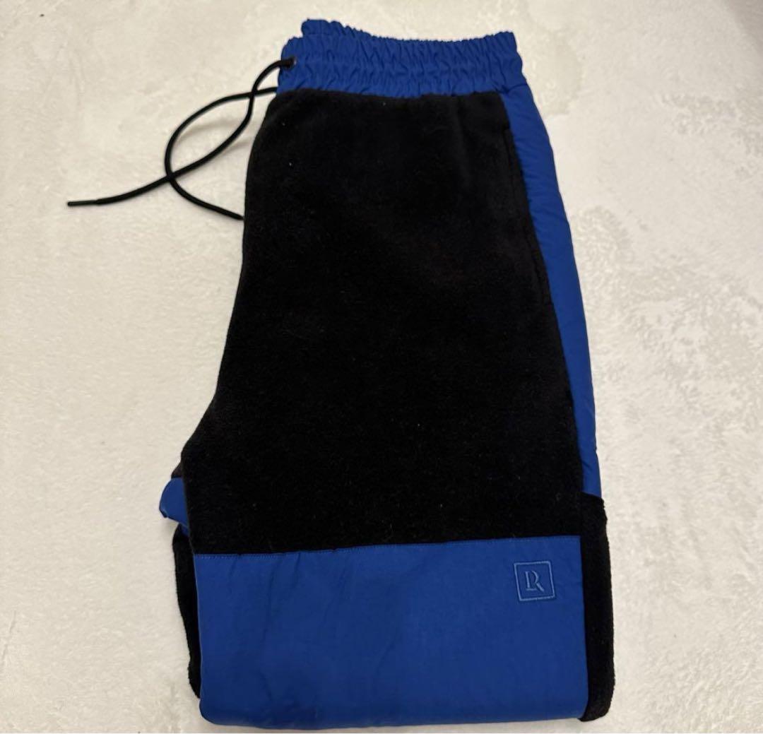 FLEECE