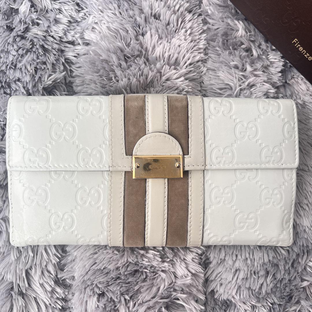 GUCCI✨長財布　シマ　ベロアライン　ロゴ金具　Wホック ホワイト