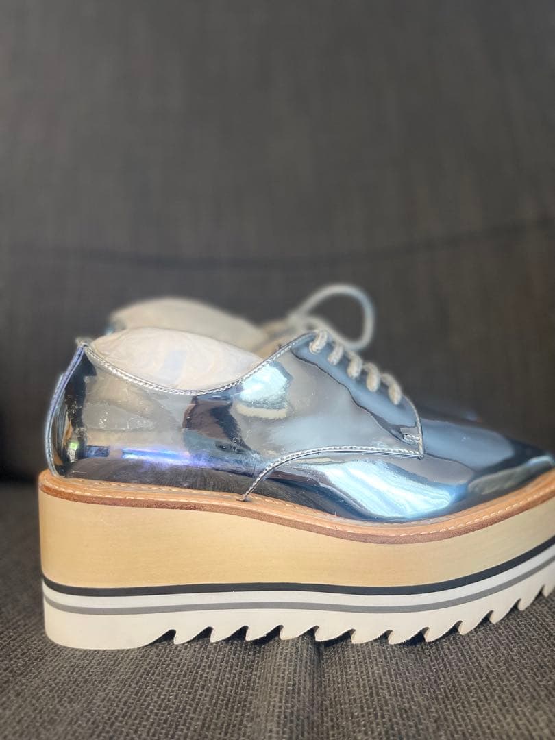 大人気　ジェフリーキャンベル　シャーク厚底シューズ シルバー 即完売カラーY2K