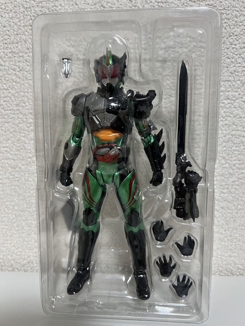 フィギュアーツ　仮面ライダー　アマゾンズ　セット