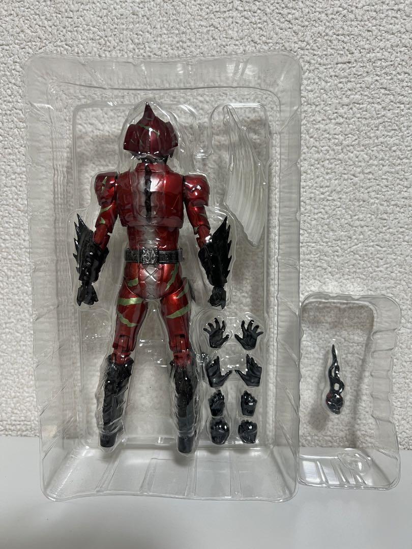 フィギュアーツ　仮面ライダー　アマゾンズ　セット