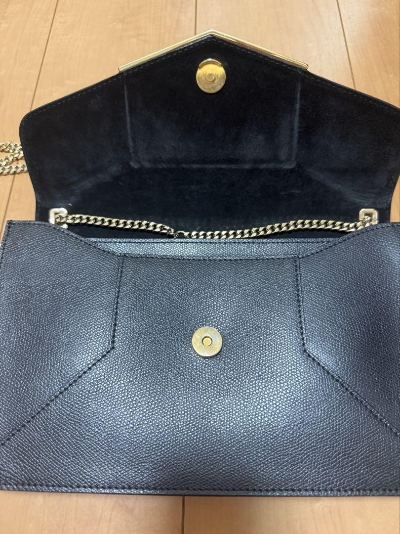 フルラ チェーンショルダーバッグ ブラック ゴールド金具 バッグ