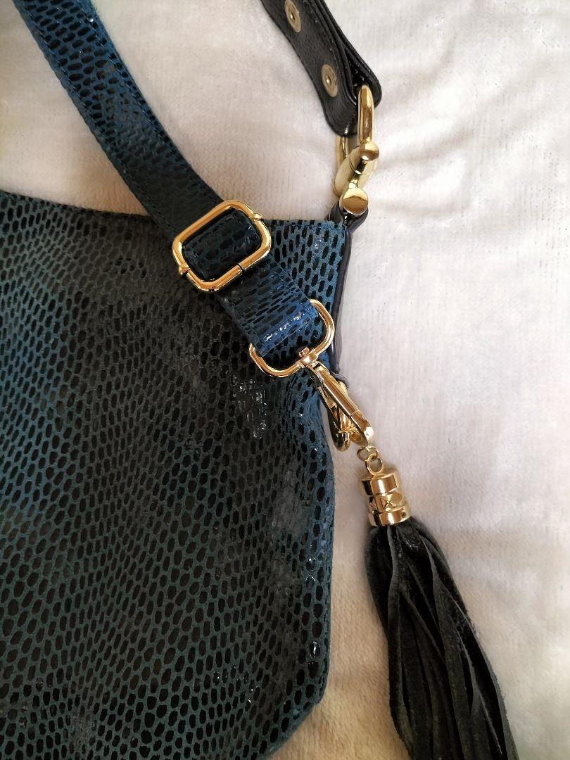 ブルー エルベシャプリエ 肩ストラップ付き 傷なし QVWaG-m69762744329 ブルー蛇柄調バッグ うことをご