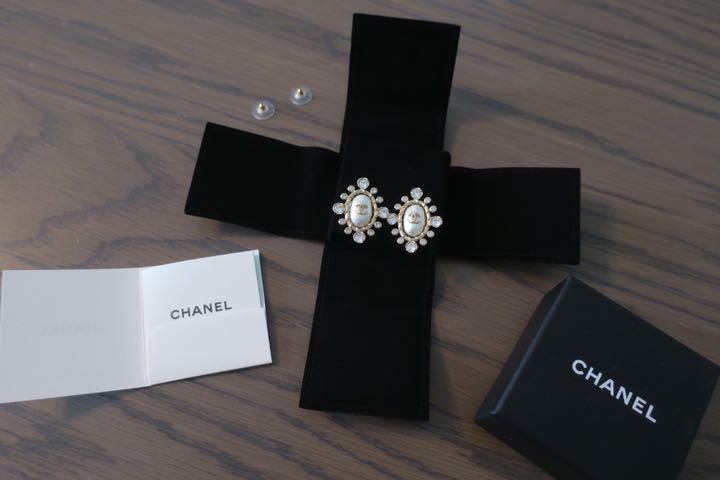 【購入の方プロフ確認必須さま】CHANELシャネル*パールピアス 【購入の方プロフ確認必須さま】CHANELシャネル*パールピアス