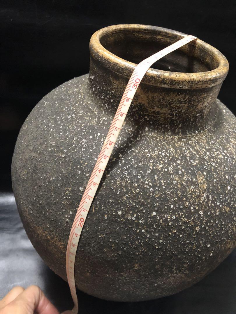 美しい古美術◾️蔵から釉薬のプチプチしたかなり雰囲気のある壺 美しい古美術◾️蔵から釉薬のプチプチしたかなり雰囲気のある壺