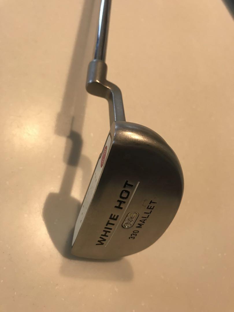 ODYSSEY ホワイトホット330マレットパター