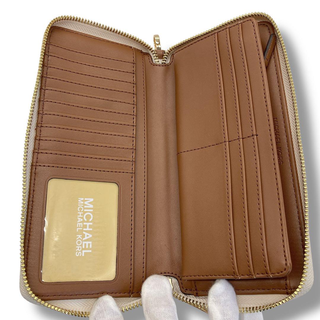 ⭐️未使用品⭐️マイケルコース　長財布　ラウンド　総柄　ホワイト　ウォレット