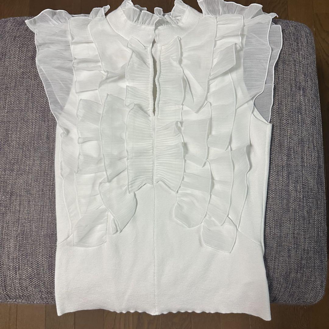 SNIDEL フリルノースリーブトップス ONE SIZE SNIDEL スナイデル フリル ノースリーブ トップス - メルカリ