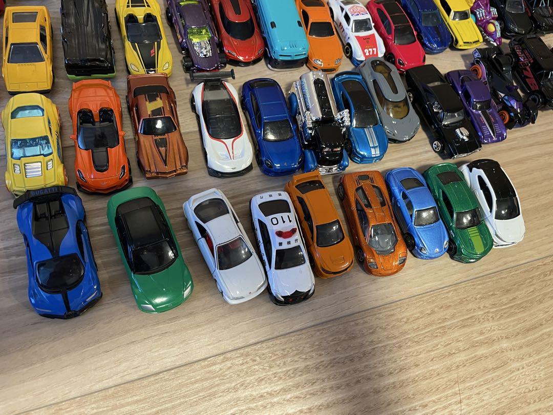 トミカ、ホットウィール ミニカー 約70台セット - メルカリ