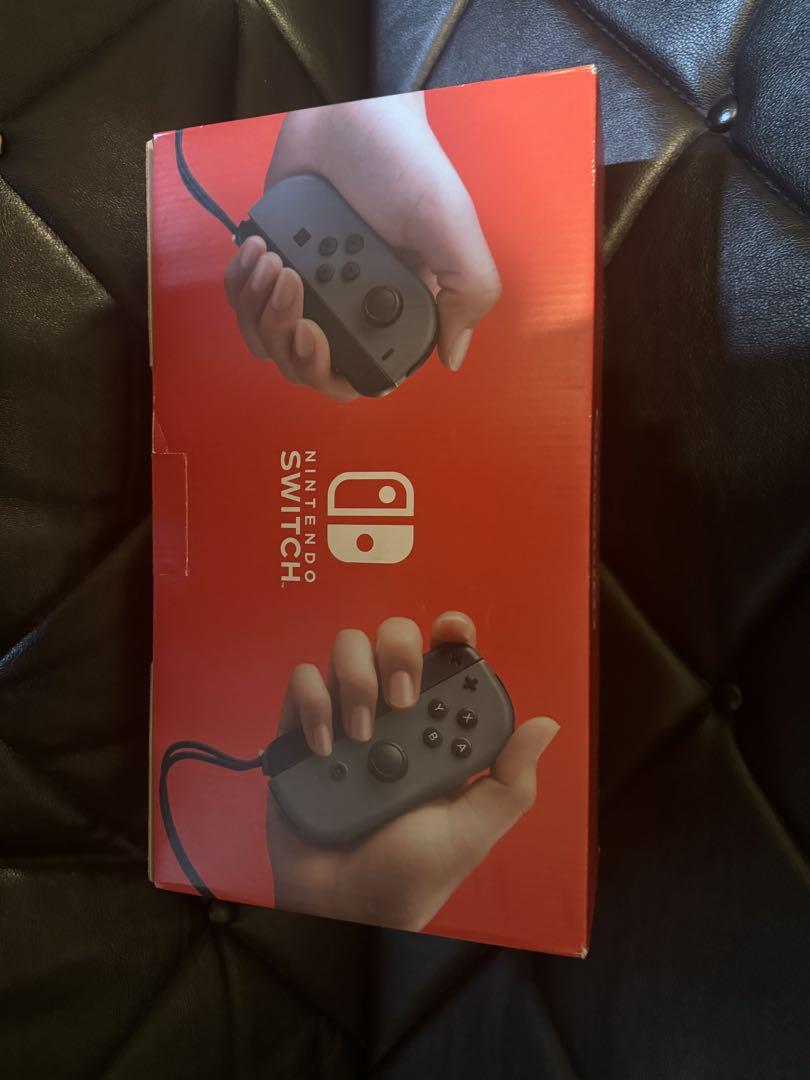 Nintendo Switch 本体 ブラック Joy-Con付き