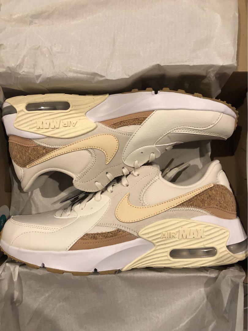 NIKE エアマックスエクシー　w29cm コルク