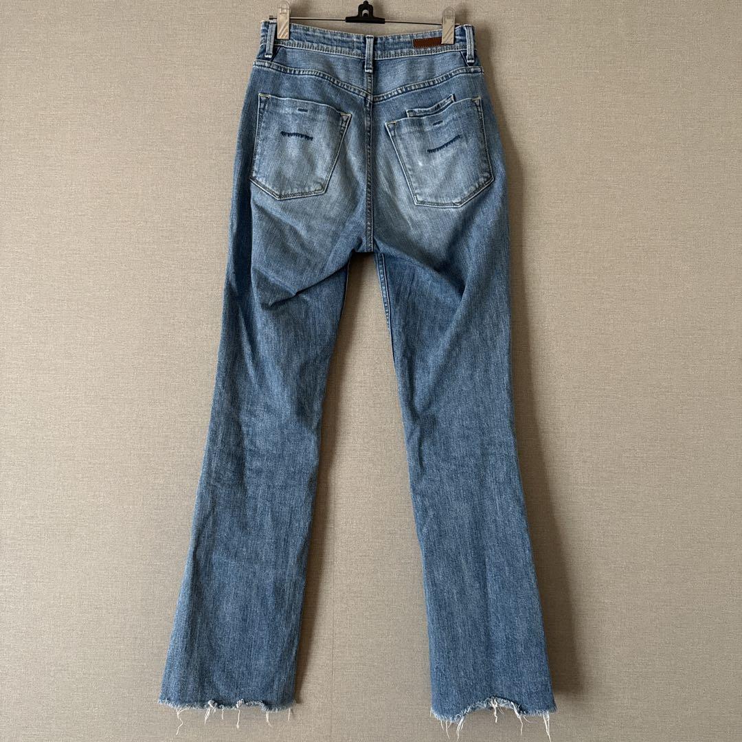 YANUK セミフレア