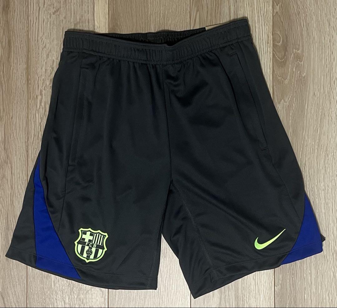 NIKE バルセロナ　トレーニングショーツ　ショートパンツ　新品　サッカー