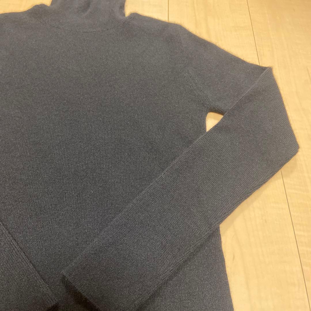 タグ付き新品 マドモアゼルノンノン ニット 長袖 タートルネック カシミヤ100 タグ付き新品 マドモアゼルノンノン ニット 長袖 タートルネック カシミヤ100