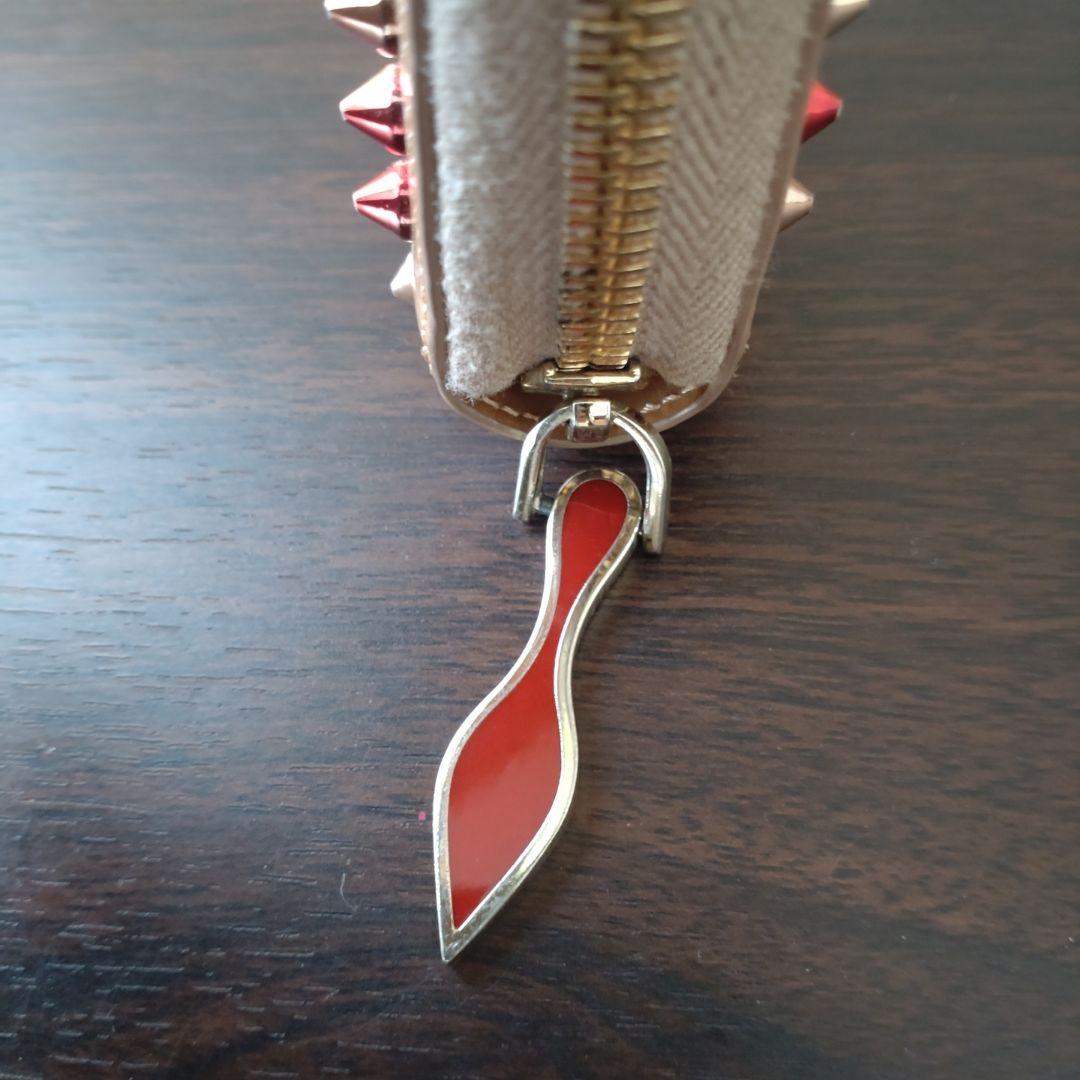 Christian Louboutin クリスチャンルブタン パネトーネラウンド