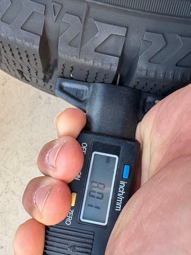 ダンロップウインターマックス155 65R14バリ山