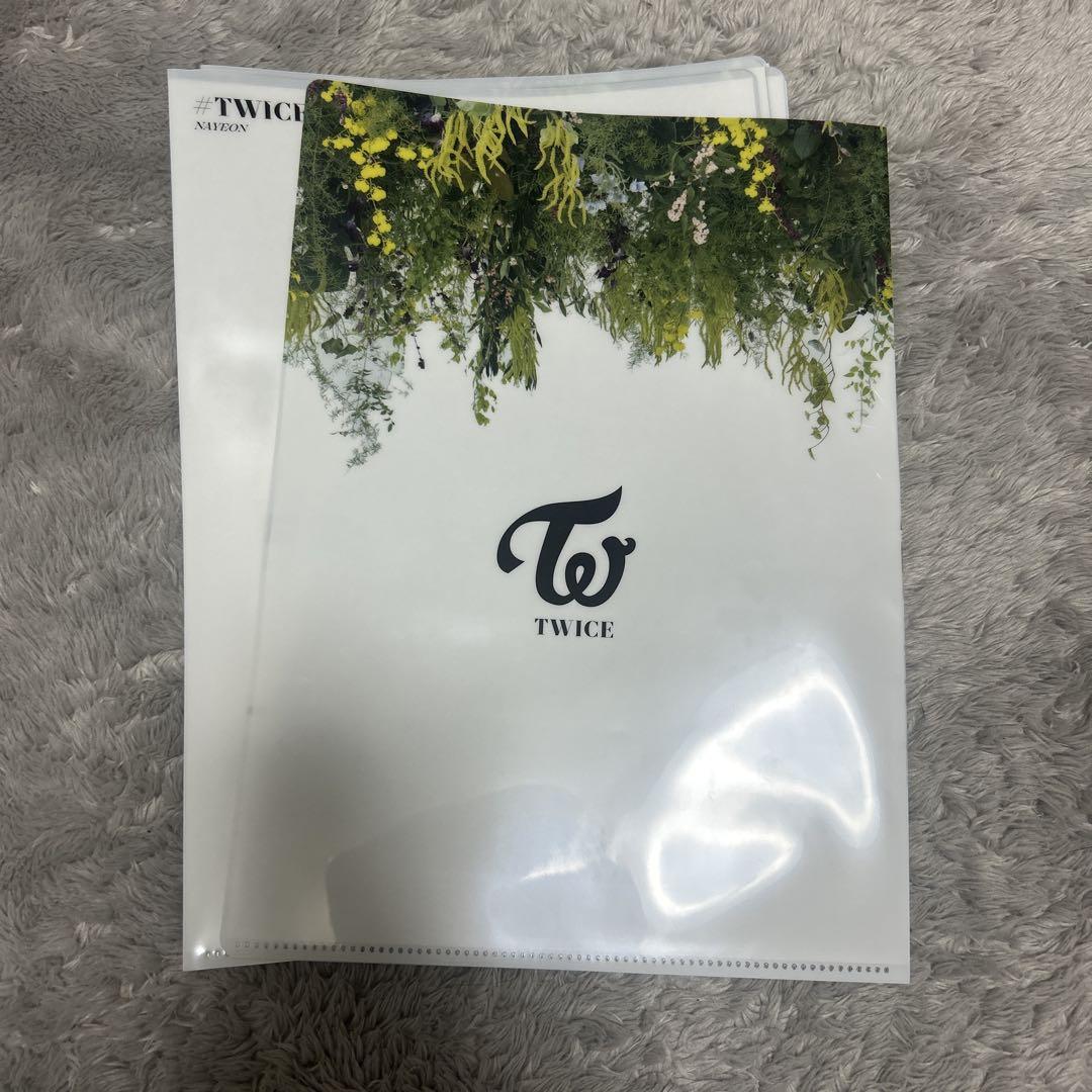 TWICE #TWICE3 クリアファイル 300名限定 - メルカリ