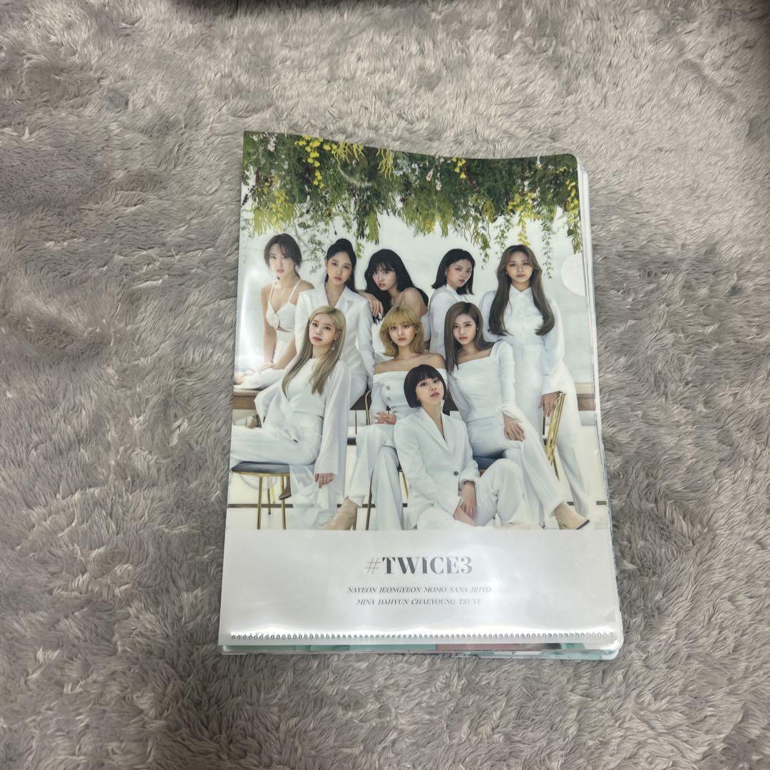 世界300名限定】twice Fanfare クリアファイルセット当選案内