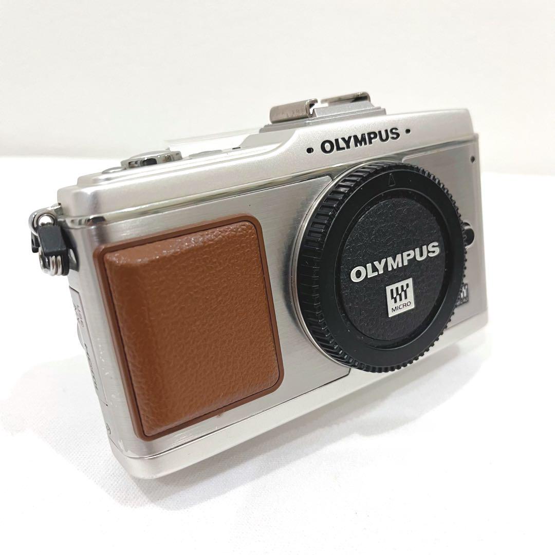OLYMPUS オリンパス E-P2 ボディシルバー ミラーレス一眼