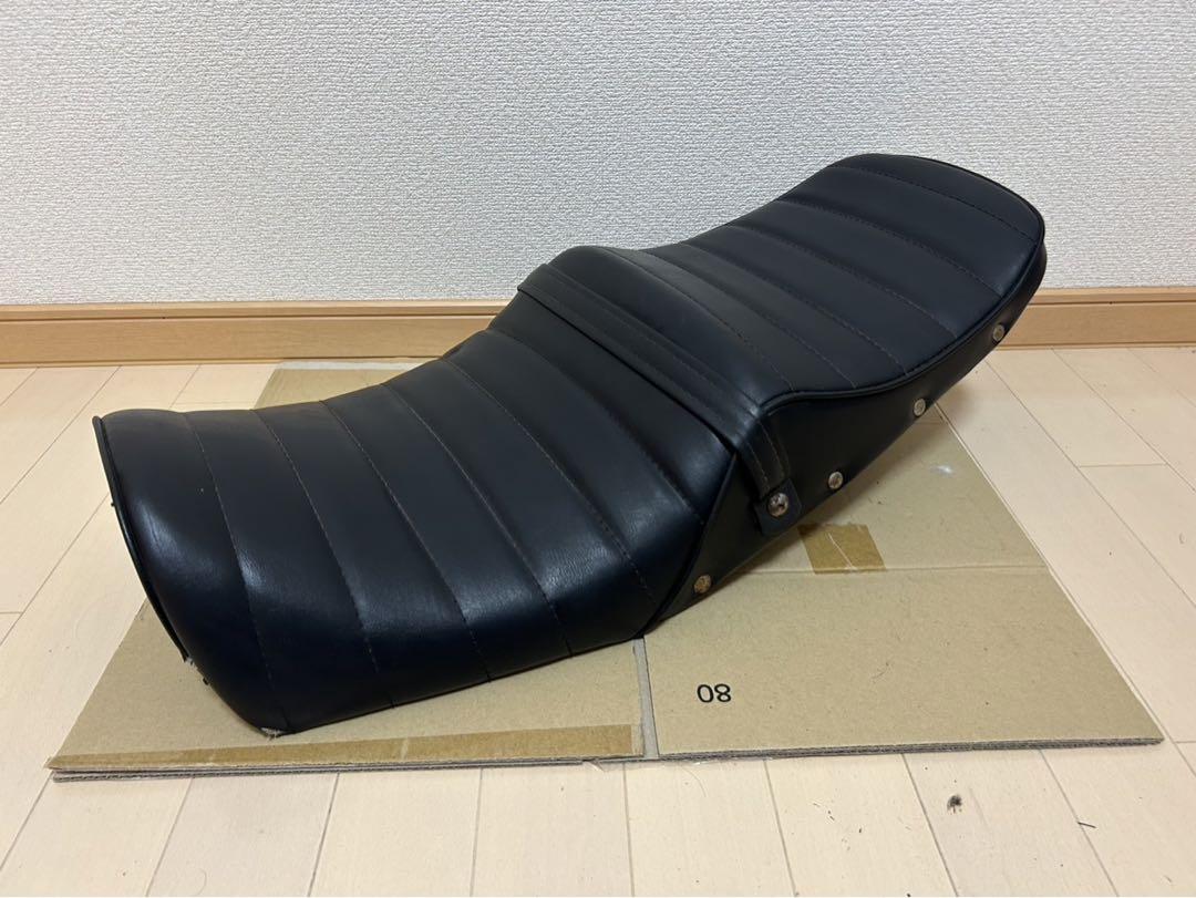 ヤマハ　XJR400(4HM)用社外ボタン付きタックロール　シート(ブラック)