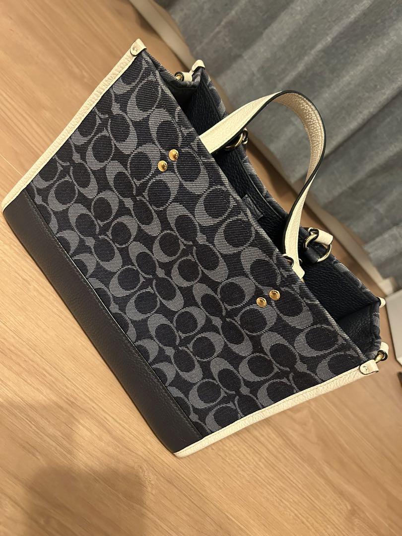 ショコラさん専用　COACH ネイビー ホワイト トートバッグ COACH ネイビー ホワイト トートバッグ