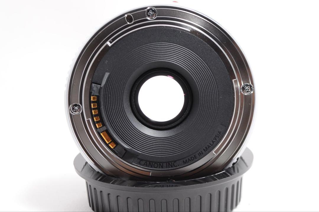 美品❤️大人気ホワイト❤️Canon EF 40mm STM❤️単焦点レンズ