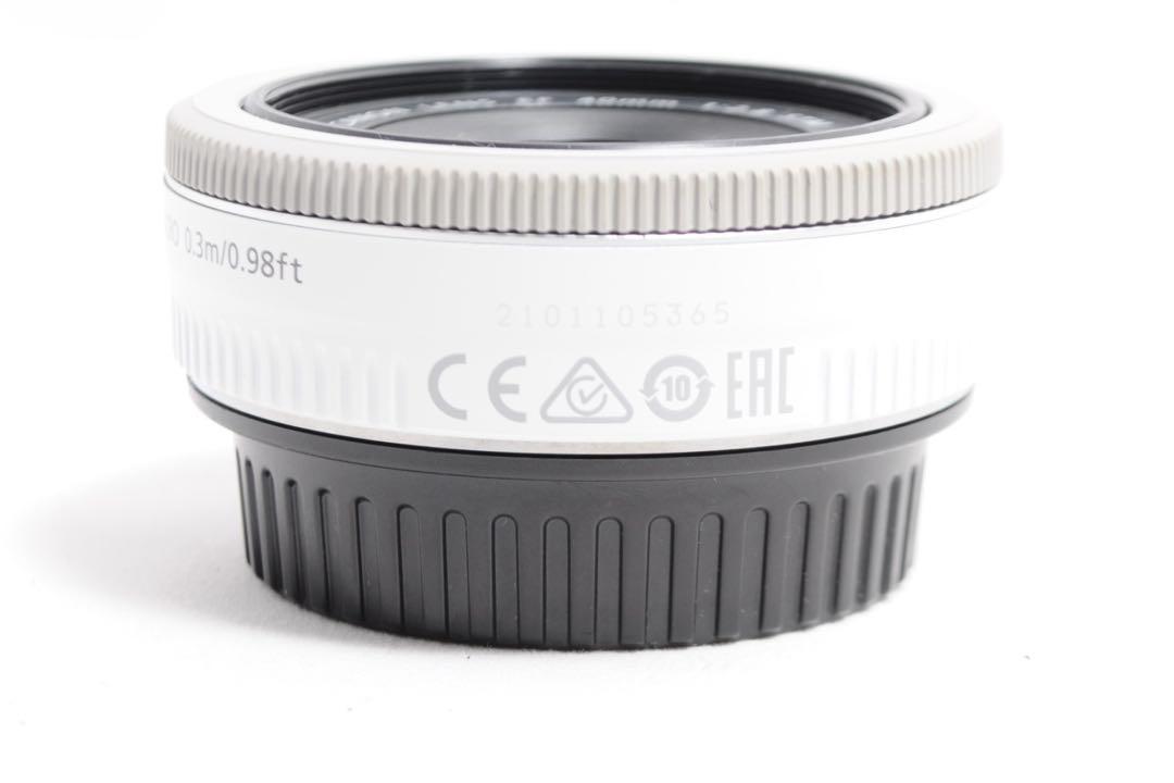 美品❤️大人気ホワイト❤️Canon EF 40mm STM❤️単焦点レンズ