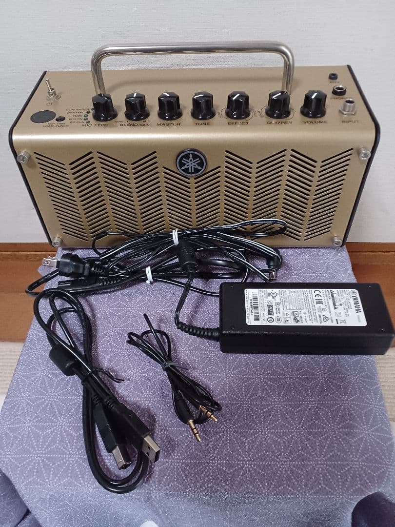 美品 YAMAHA  THR5A アコギ用アンプ