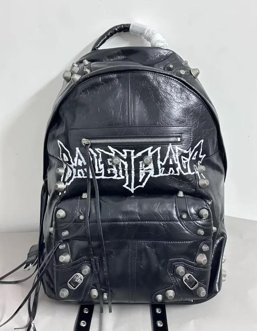 BALENCIAGA スタッズ付きブラックリュック