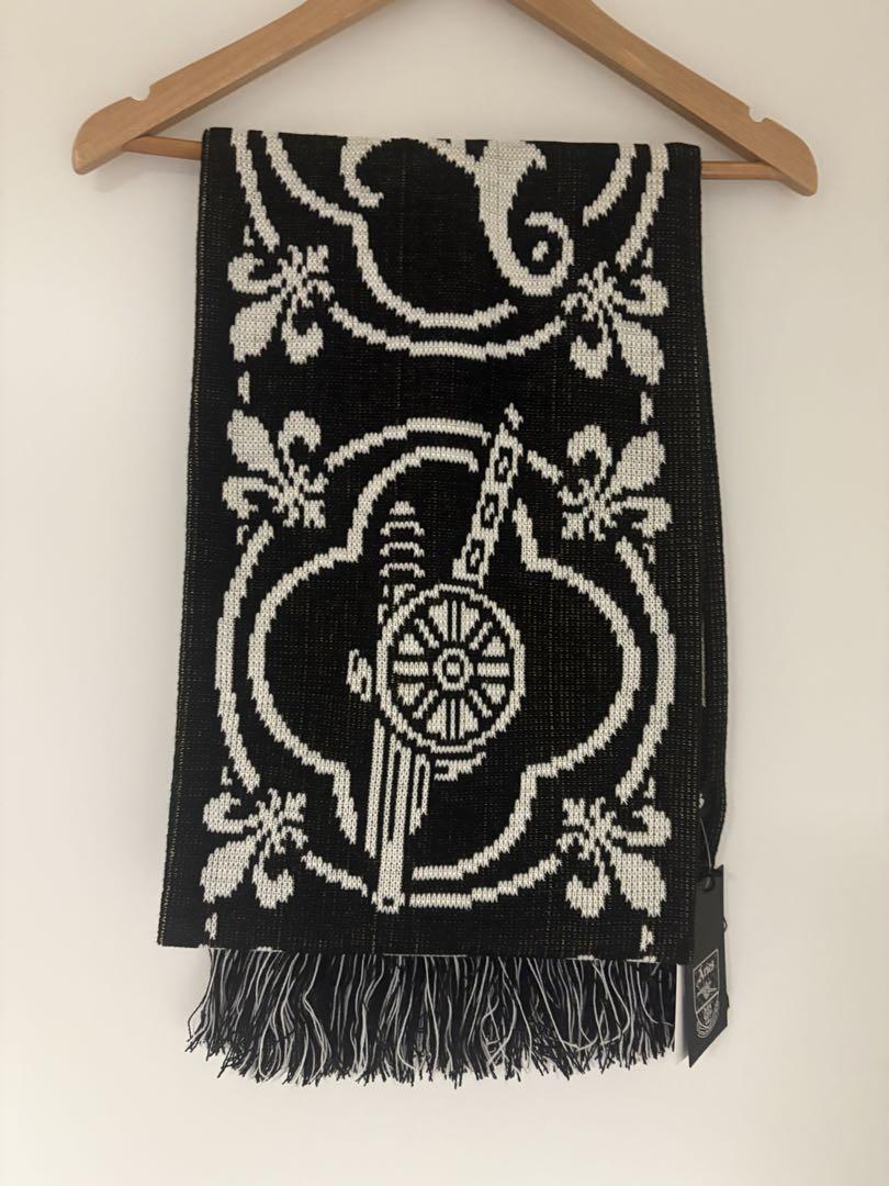 Aries x Arsenal – Bust Logo Scarf Black