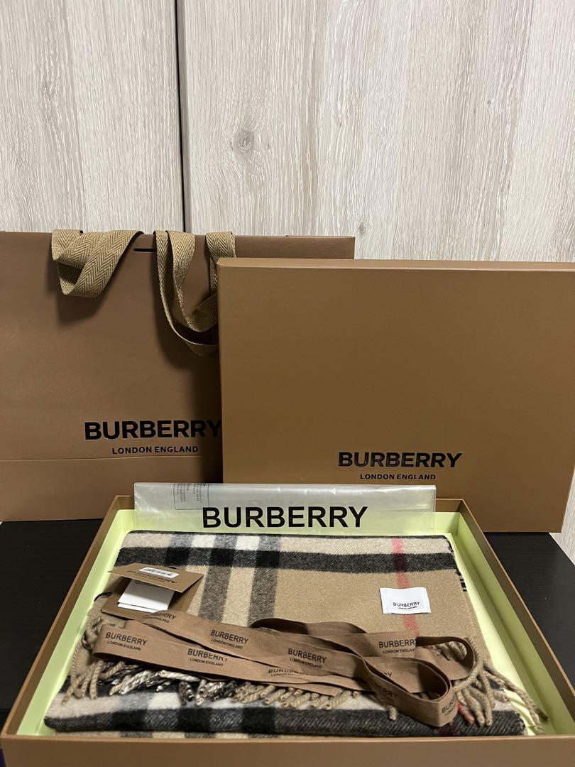 即納！最大半額！ 新品 メルカリ BURBERRY バーバリー マフラー