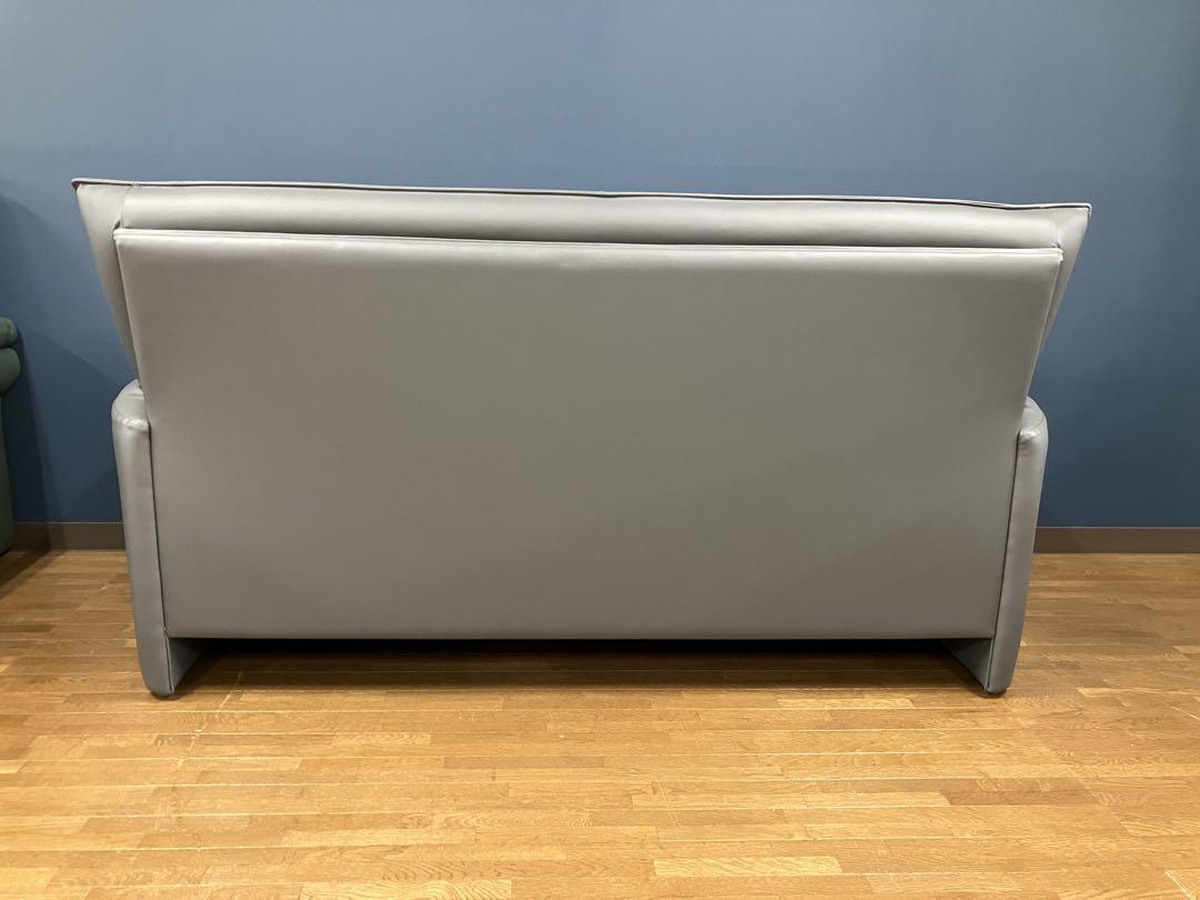 北海道製　革張りソファ　展示品