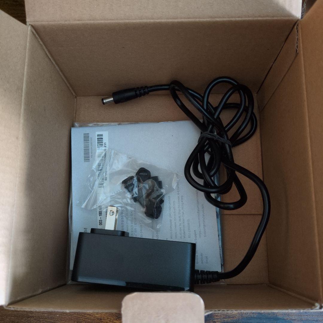 MINISFORUM UN100D ミニPC ジャンク SSD無し