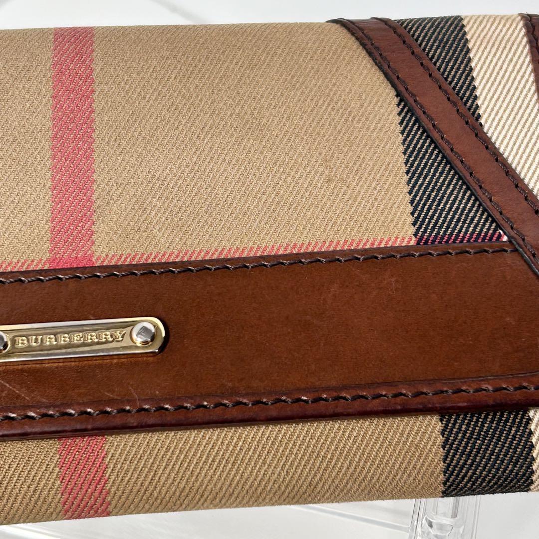 BURBERRY バーバリー　二つ折り長財布
