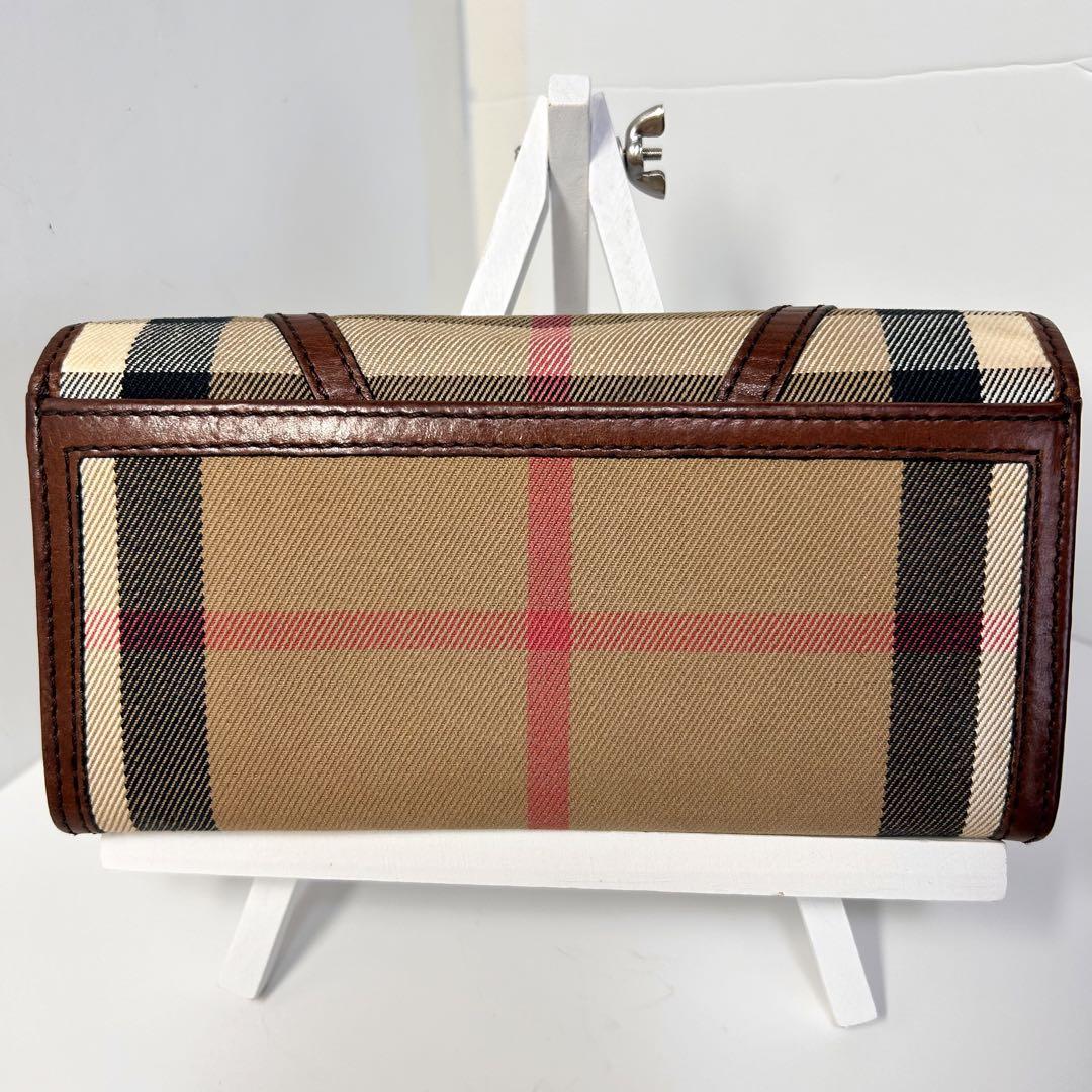 BURBERRY バーバリー　二つ折り長財布