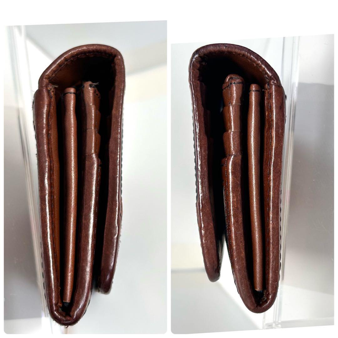 BURBERRY バーバリー　二つ折り長財布