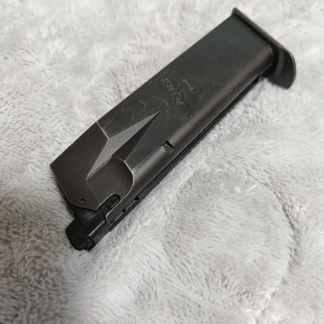 東京マルイ - シグ ザウエル P226レイル (ガスブローバックガン)