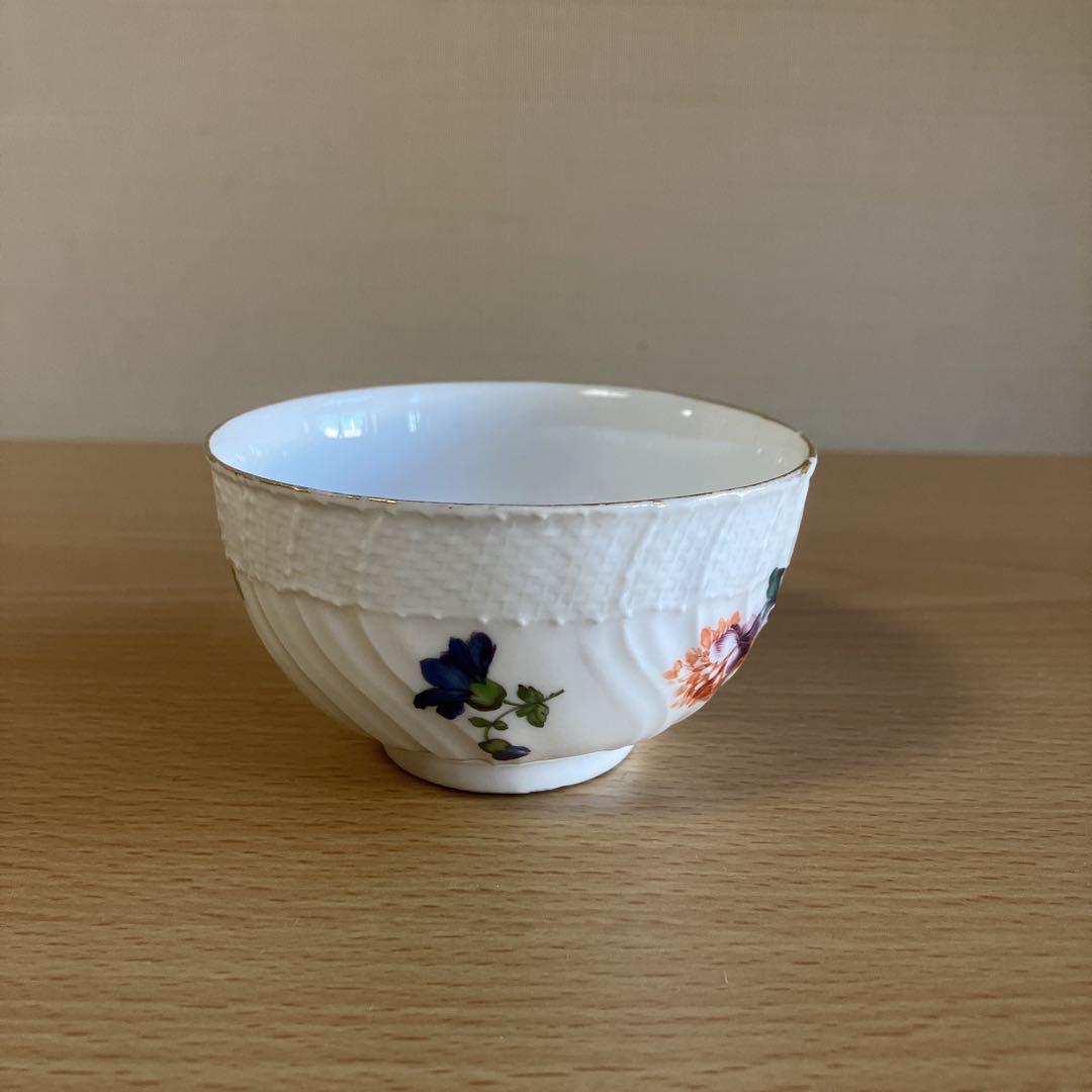 1. マイセン　花柄カップとソーサー