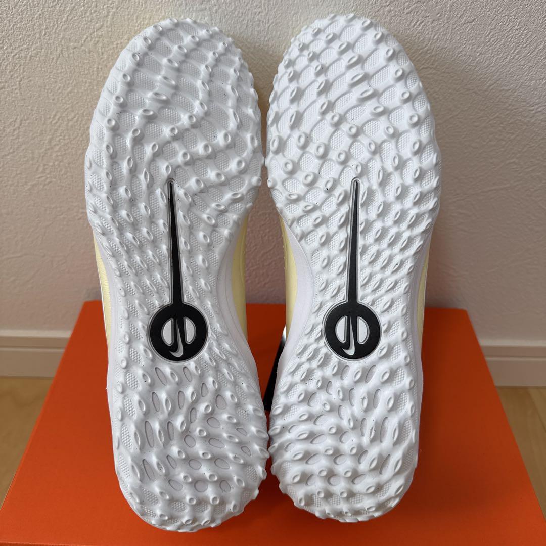 NIKE レジェンド10アカデミーTF サッカー　トレシュー　白　28cm 新品