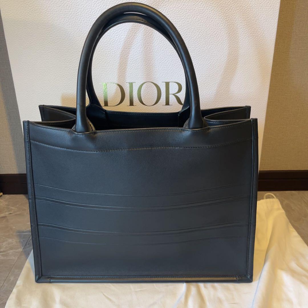 極美品！　DIOR ブックトート ミディアム レザー カーフスキン　ブラック　箱