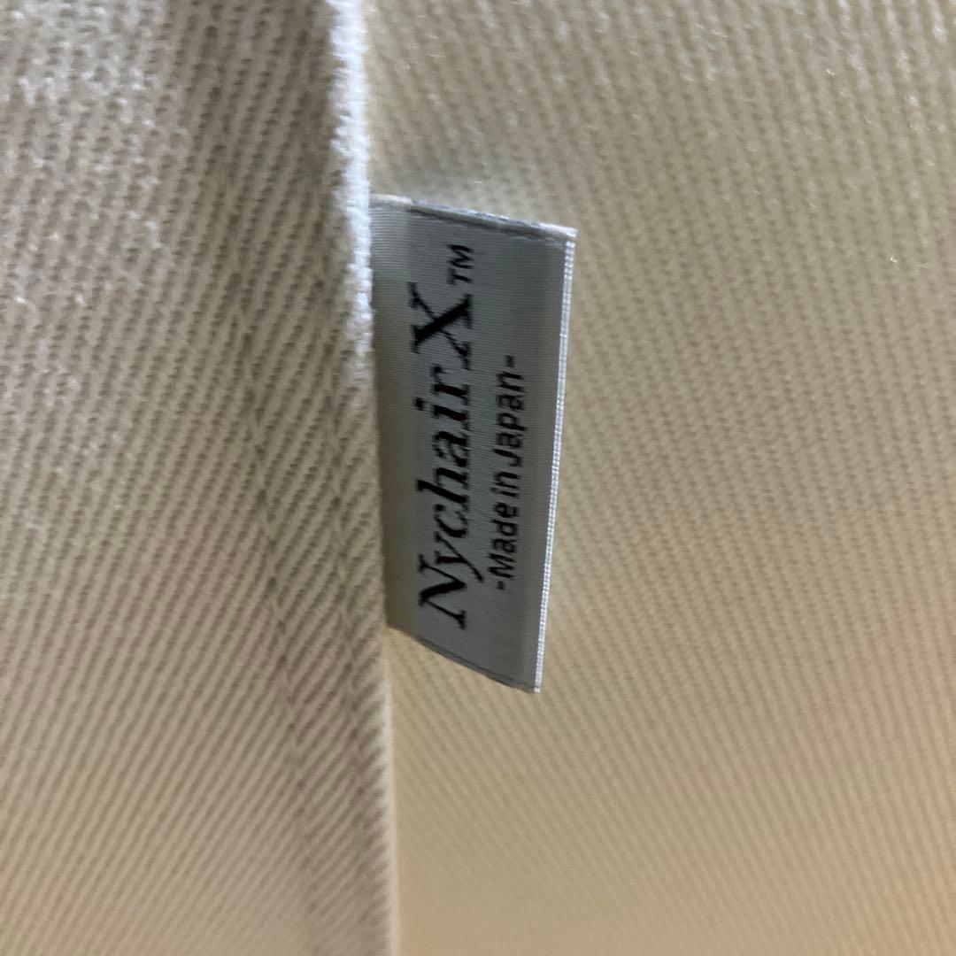 ホワイト目立った傷や汚れなし