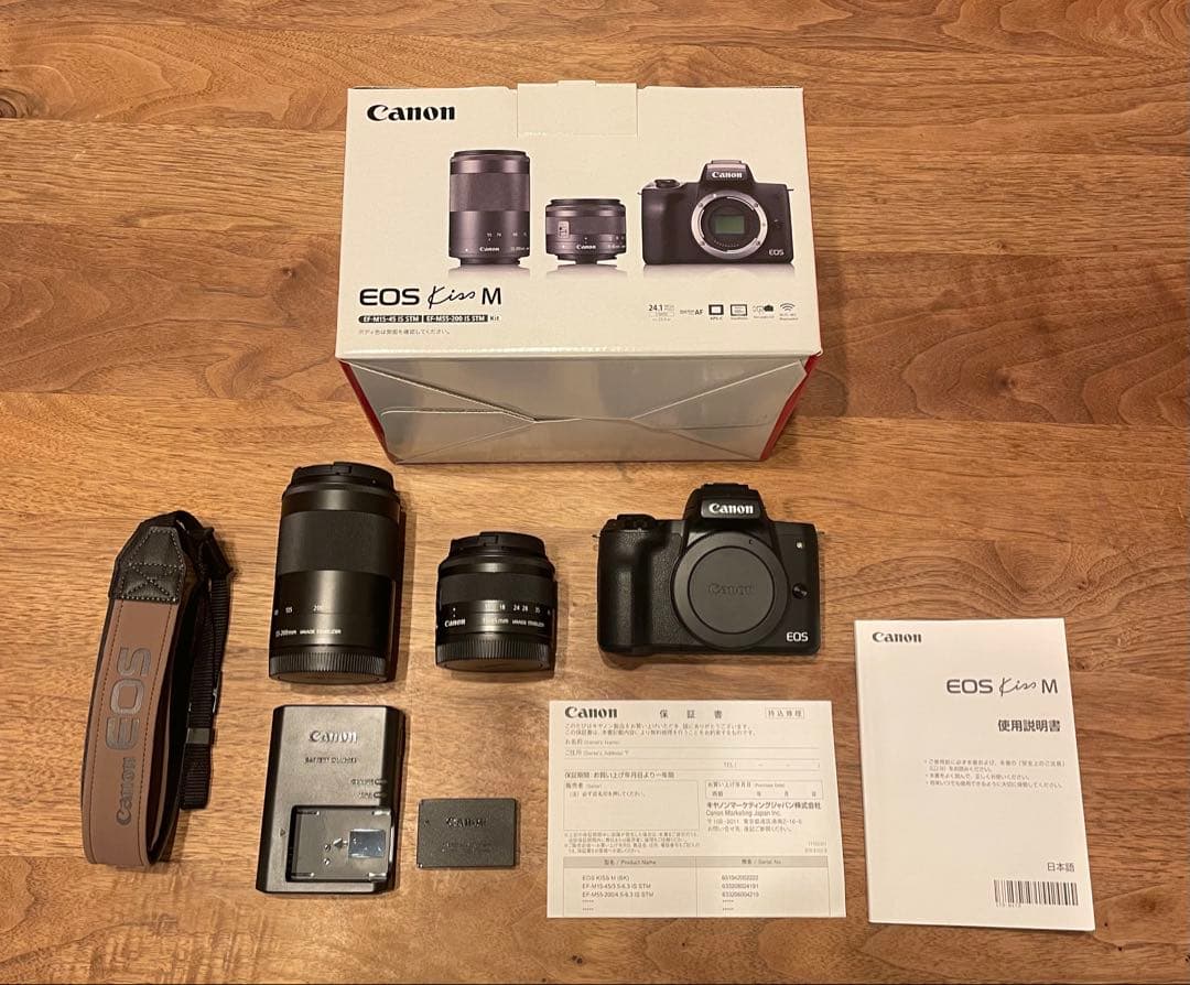 Canon キャノン EOS kiss M ダブルレンズ キット ブラック